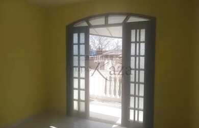 Imagem: A casa possui 2 Dormitórios, 1 Banheiro, 5 Vagas na garagem