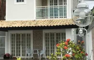 Imagem: A casa possui 4 Dormitórios, 4 Banheiros, 5 Vagas na garagem