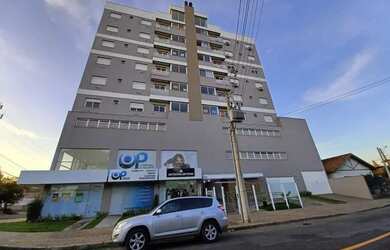 Imagem: O apartamento possui 2 Dormitórios, 2 Banheiros, 2 Vagas na