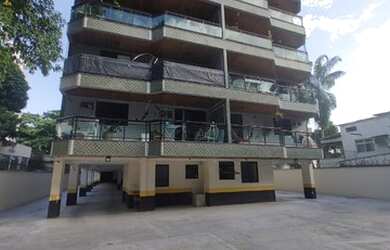 Imagem: O apartamento possui 2 Dormitórios, 1 Banheiro, 2 Vagas na