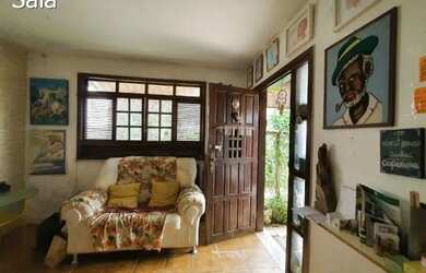 Imagem: A casa possui 3 Dormitórios, 2 Banheiros e está localizado