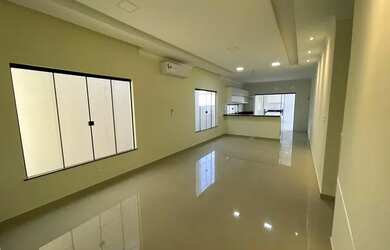 Imagem: A casa em condomínio possui 3 Dormitórios, 5 Banheiros, 2