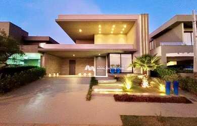 Imagem: A casa em condomínio possui 3 Dormitórios, 5 Banheiros, 4