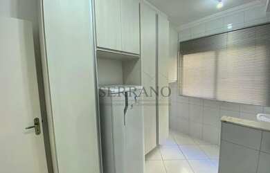 Imagem: O apartamento possui 2 Dormitórios, 2 Banheiros, 1 Vaga na