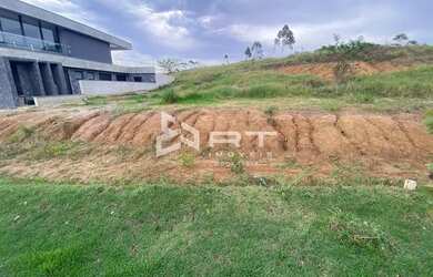 Imagem: O terreno possui 359m² de Área e está localizado em Ponta