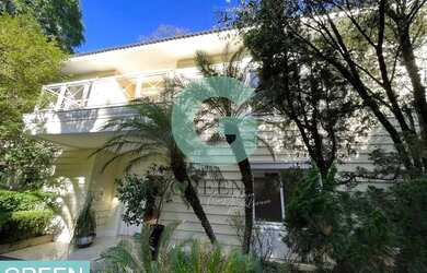 Imagem 1: Belíssima casa em condomínio de Alto padrão para locação no Alto...