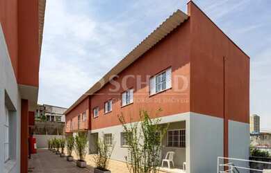 Imagem: A casa em condomínio possui 2 Dormitórios, 1 Banheiro, 2 Vagas