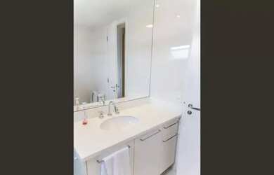 Imagem: O apartamento possui 3 Dormitórios, 4 Banheiros, 2 Vagas na