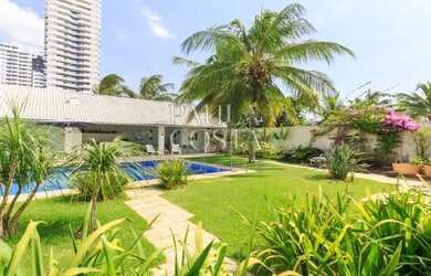 Imagem: A casa em condomínio possui 4 Dormitórios, 5 Banheiros, 4