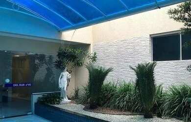 Imagem: O apartamento possui 2 Dormitórios, 2 Banheiros, 2 Vagas na