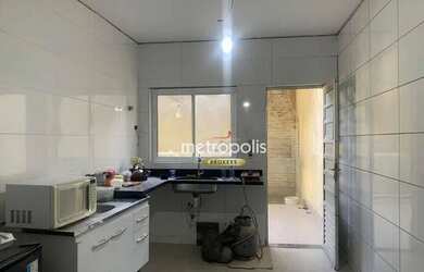 Imagem: A casa possui 2 Dormitórios, 1 Banheiro, 60m² de Área e