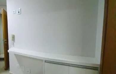 Imagem: A kitnet possui 1 Dormitório, 1 Banheiro, 1 Vaga na garagem