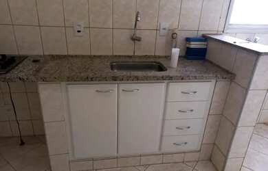 Imagem: O apartamento possui 2 Dormitórios, 2 Banheiros, 1 Vaga na