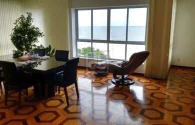 Imagem 3: Vistão mar, quadríssima, sol da manhã, 174m² de área no IPTU, living, 4 quartos com armári