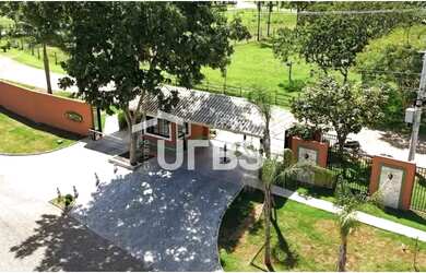 Imagem: O terreno possui 1.110m² de Área e está localizado em Senador