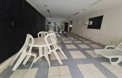 Imagem: O studio possui 2 Dormitórios, 1 Banheiro, 1 Vaga na garagem