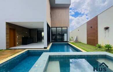 Imagem: A casa possui 5 Dormitórios, 4 Banheiros, 409m² de Área e