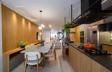 Imagem: O apartamento possui 3 Dormitórios, 4 Banheiros, 2 Vagas na