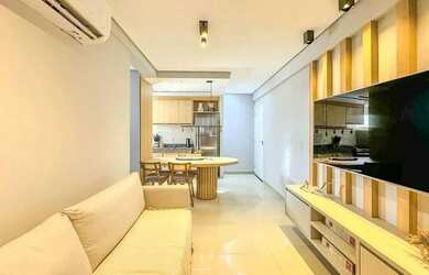 Imagem: O apartamento possui 3 Dormitórios, 2 Banheiros, 2 Vagas na