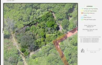 Imagem: O terreno possui 887m² de Área e está localizado em Velha