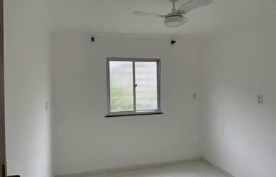 Imagem: O apartamento possui 2 Dormitórios, 1 Banheiro, 33m² de Área