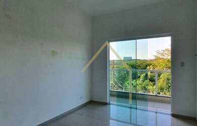 Imagem: O apartamento possui 3 Dormitórios, 1 Banheiro, 1 Vaga na garagem