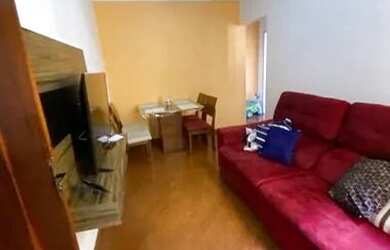 Imagem: A casa possui 2 Dormitórios, 1 Banheiro, 1 Vaga na garagem