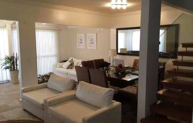 Imagem: A casa em condomínio possui 3 Dormitórios, 4 Banheiros, 4