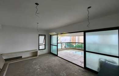 Imagem: O apartamento possui 4 Dormitórios, 5 Banheiros, 3 Vagas na