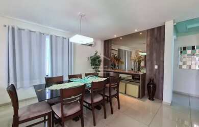 Imagem: A casa possui 4 Dormitórios, 5 Banheiros, 5 Vagas na garagem