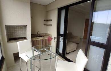 Imagem: O apartamento possui 4 Dormitórios, 3 Banheiros, 2 Vagas na