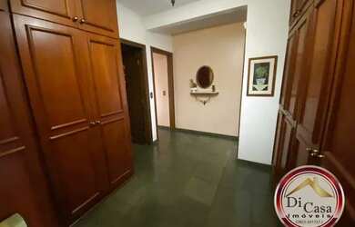 Imagem 16: Casa de Alto Padrão, Vila Santista, lazer com piscina e campo de futebol