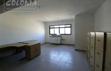 Imagem: O depósito possui 1 Vaga na garagem, 50m² de Área e está