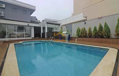 Imagem: A casa em condomínio possui 3 Dormitórios, 4 Banheiros, 2