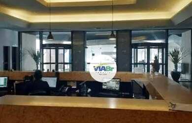 Imagem: O depósito possui 5 Vagas na garagem e 775m² de Área e está