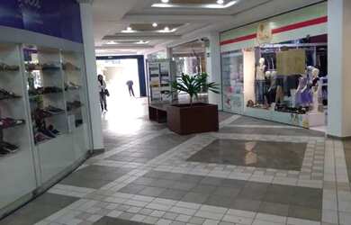 Imagem 2: Sala Bigorrilho 47m2+garag+porcelanato+banheiro+port24h+3elev+salareuinao