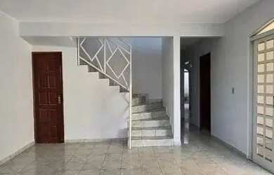 Imagem 3: Alugo. Varanda, 220m² de Área, 2 Vagas na garageme3 Dormitórios