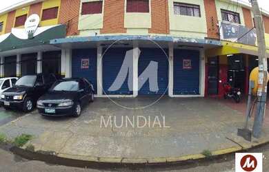 Imagem: O depósito possui 3 Vagas na garagem, 150m² de Área e está