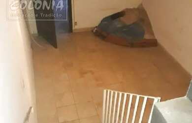 Imagem: A casa possui 2 Dormitórios, 2 Banheiros, 1 Vaga na garagem