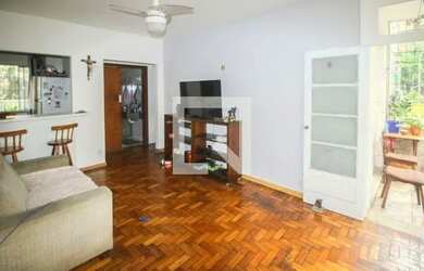 Imagem: O apartamento possui 3 Dormitórios, 2 Banheiros, 70m² de Área