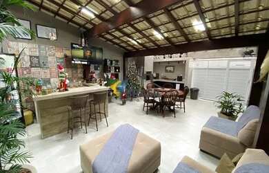 Imagem 3: Casa na 1ª quadra da Rodovia Amaral Peixoto em Costazul