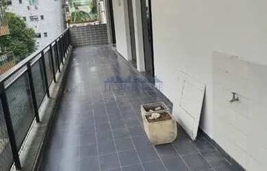 Imagem: O apartamento possui 3 Dormitórios, 3 Banheiros, 2 Vagas na