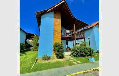 Imagem: A casa possui 4 Dormitórios, 4 Banheiros, 3 Vagas na garagem