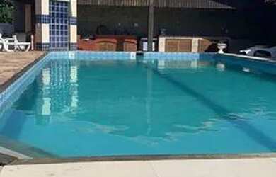 Imagem: A casa possui 5 Banheiros, 3 Vagas na garagem, Imóvel novo