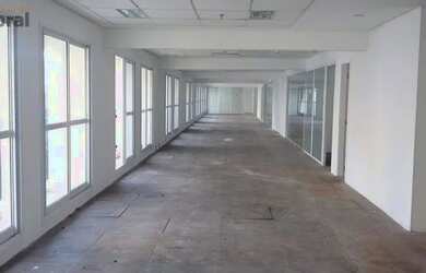 Imagem: O depósito possui 516m² de Área e está localizado em Santana