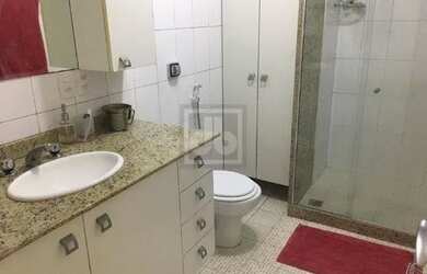 Imagem 10: Vistão mar, quadríssima, sol da manhã, 174m² de área no IPTU, living, 4 quartos com armári