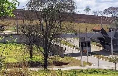 Imagem 1: Lote em Pedro Leopoldo. Piscina