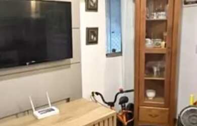 Imagem: O apartamento possui 2 Dormitórios e 1 Banheiro e está localizado