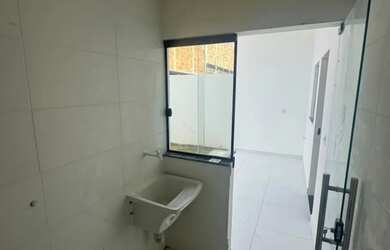 Imagem 10: Excelente casa 2/4 sendo 1 suíte localizada no Jardim dos Girassois