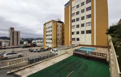 Imagem: O apartamento possui 3 Dormitórios, 1 Banheiro, 1 Vaga na garagem